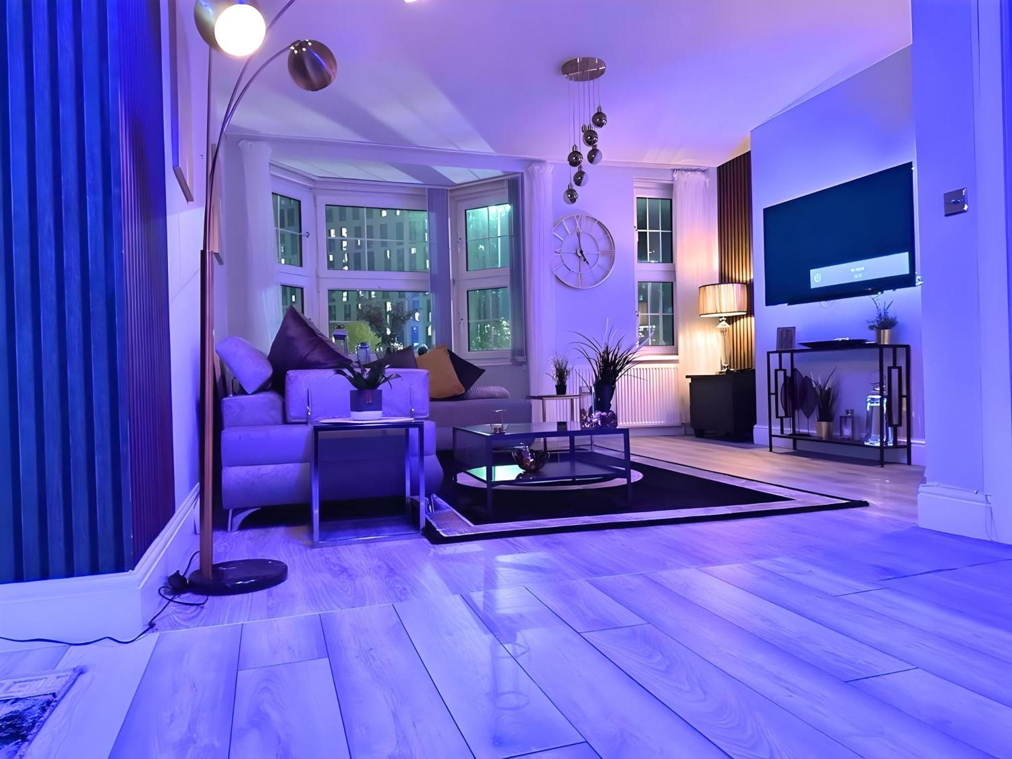 ברמינגהאם *Luxury 9Ine Lush Jacuzzi Apartment & Balcony* מראה חיצוני תמונה